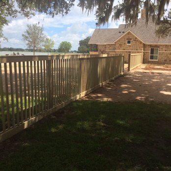 Superior Fence Services - Fences & Gates Near Me - Brazoria, Texas Superior Fence Services - Fences & Gates Near Me - Brazoria, Texas