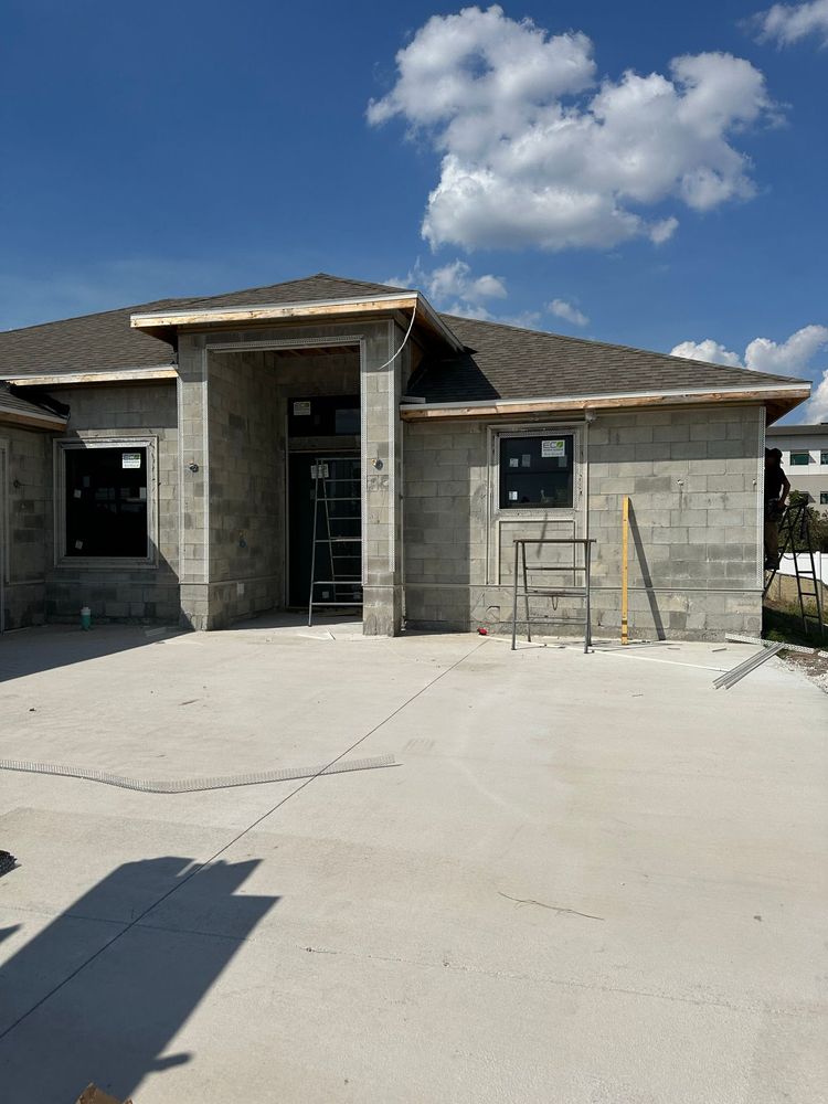 Slide of D&H Kraft Construction