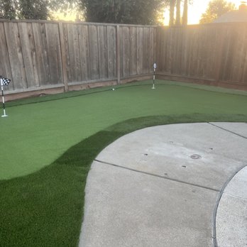 Ergeon - Putting green at south end of pool - Fences & Gates Near Me - Oakland, California