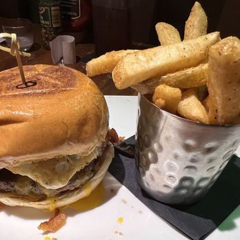 Three Birds Tavern - American Near Me - St. Petersburg, Florida Three Birds Tavern - American Near Me - St. Petersburg, Florida