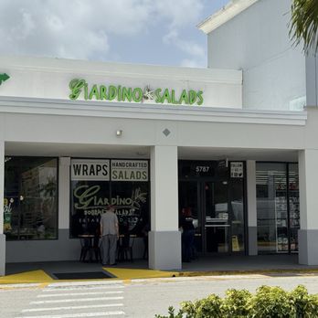 Giardino Gourmet Salads - Front of restaurant - Salad Near Me - Miami, Florida Giardino Gourmet Salads - Front of restaurant - Salad Near Me - Miami, Florida