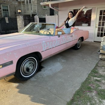 Brooke’s Bubble Bar - Champagne Bars Near Me - Fredericksburg, Texas