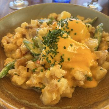 Driftwood Kitchen - Maine Lobster Hash - Seafood Near Me - Laguna Beach, California Driftwood Kitchen - Maine Lobster Hash - Seafood Near Me - Laguna Beach, California
