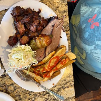 Bricks Rockin BBQ - Headliner platter - Barbeque Near Me - Hays, Kansas Bricks Rockin BBQ - Headliner platter - Barbeque Near Me - Hays, Kansas