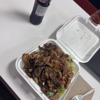 Mama Fresh Grill Teriyaki - Beef and teriyaki plate with a glass Mexico coke. - Chicken Shop Near Me - Hesperia, California Mama Fresh Grill Teriyaki - Beef and teriyaki plate with a glass Mexico coke. - Chicken Shop Near Me - Hesperia, California
