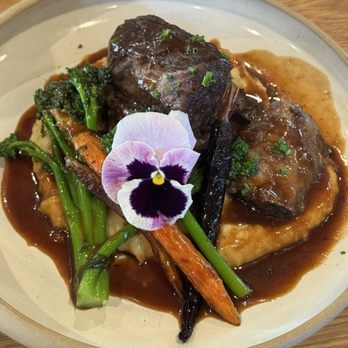 The Royale - The Majestic. Short rib, garlic mash, with carrots and broccolini - Breakfast & Brunch Near Me - Pleasant Hill, California The Royale - The Majestic. Short rib, garlic mash, with carrots and broccolini - Breakfast & Brunch Near Me - Pleasant Hill, California