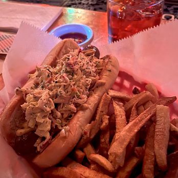 Cahoots - Hoots dog, fries, boulevardier - Cocktail Bars Near Me - Richmond, Virginia Cahoots - Hoots dog, fries, boulevardier - Cocktail Bars Near Me - Richmond, Virginia