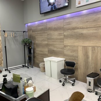 West Nail - pedicure area - Nail Salons Near Me - New York, New York