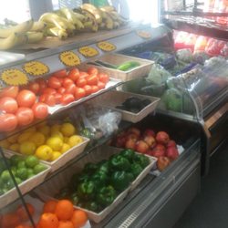 5 Brothers Grocery & Smokeshop - Food