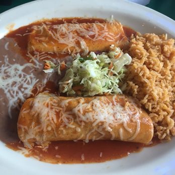 El Paraiso Mexican Grill - 2 enchiladas meal - really good! - Mexican Near Me - Everett, Washington