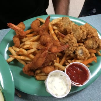 Cajun Town Cafe - Fried shrimp and oysters - Cajun/Creole Near Me - Houston, Texas