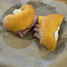 Cheddar bagel with cheese and ham Cheddar bagel with cheese and ham