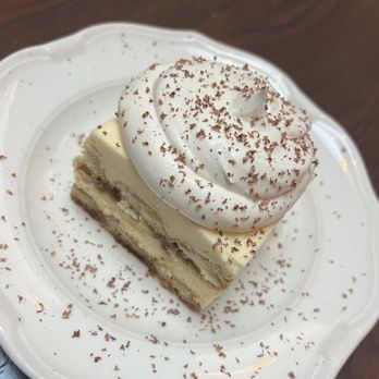 Donna's - Tiramisu - Italian Near Me - Los Angeles, California Donna's - Tiramisu - Italian Near Me - Los Angeles, California