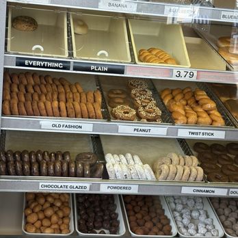 Aurora Donuts - Donuts Near Me - Seattle, Washington Aurora Donuts - Donuts Near Me - Seattle, Washington