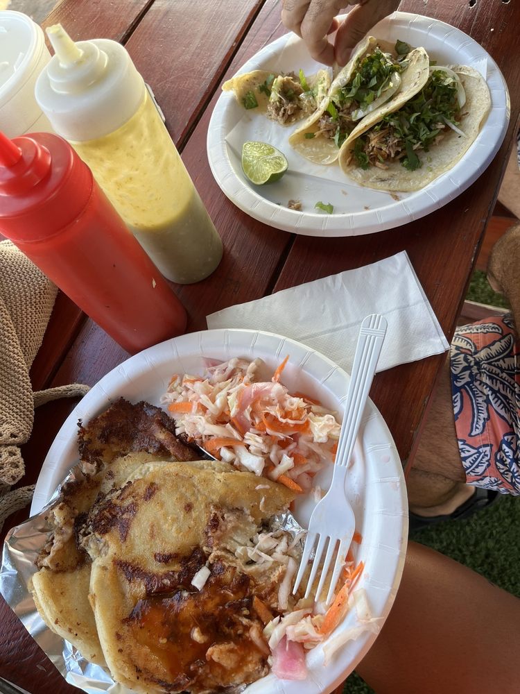 Rosita's Food Truck — Mexican restaurant in Gibsonton