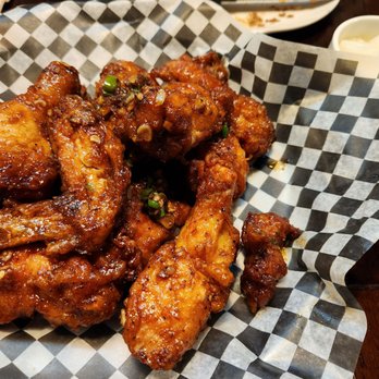 Bbq Chicken and Pub - a basket of chicken wings - Chicken Wings Near Me - Toronto, Ontario Bbq Chicken and Pub - a basket of chicken wings - Chicken Wings Near Me - Toronto, Ontario