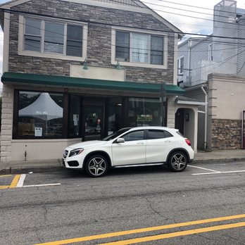 Ma Mi Eatery - Outside - Vietnamese Near Me - Closter, New Jersey