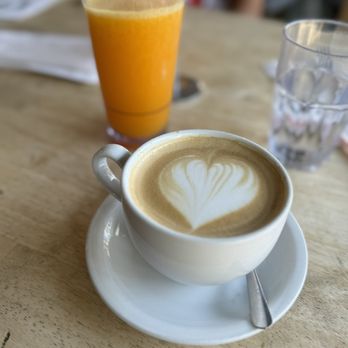Fratelli Cafe - White chocolate latte - Coffee & Tea Near Me - Los Angeles, California Fratelli Cafe - White chocolate latte - Coffee & Tea Near Me - Los Angeles, California