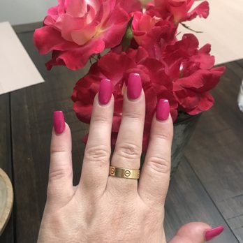Sessy Nails - 2 weeks post fill ready to last another 2 weeks!! Thank u Tracy!! - Nail Salons Near Me - Placentia, California