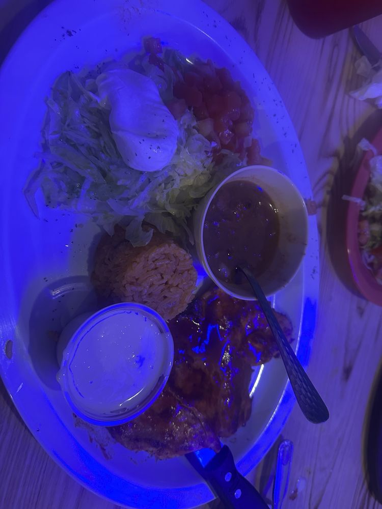 Frida's Grill & Cantina — Mexican restaurant in Stockbridge