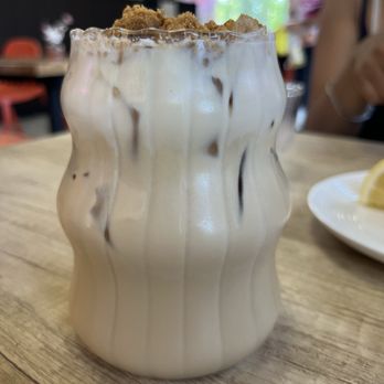 Brunch & Bloom Artisan Cafe - Biscoff Latte - Breakfast & Brunch Near Me - Brentwood, California Brunch & Bloom Artisan Cafe - Biscoff Latte - Breakfast & Brunch Near Me - Brentwood, California