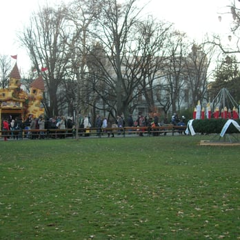 Christkindlmarkt Rathausplatz - Christmas Markets Near Me - Vienna, 9