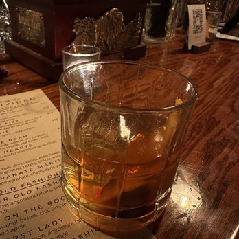House Divided - Proper Old Fashioned - Cocktail Bars Near Me - Roseville, California