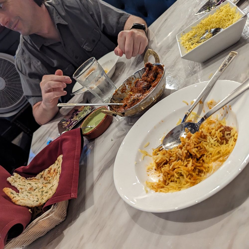 Sofi'z Kitchen & Bar - Naan, turmeric rice, samosa - Pakistani Near Me - Chico, California Sofi'z Kitchen & Bar - Naan, turmeric rice, samosa - Pakistani Near Me - Chico, California