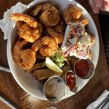 River & Fort - Fried Shrimp - Bars Near Me - SAINT AUGUSTINE, Florida