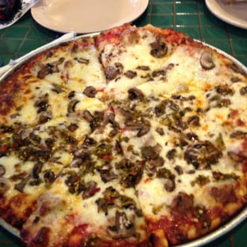DO Drop Inn West - Pepperoni sausage shroom green pepper canadian bacon - Pizza Near Me - Pueblo, Colorado DO Drop Inn West - Pepperoni sausage shroom green pepper canadian bacon - Pizza Near Me - Pueblo, Colorado