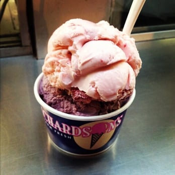 Richardson's Ice Cream - Peppermint stick and mocha chip! My favorites! - Ice Cream & Frozen Yogurt Near Me - Middleton, Massachusetts