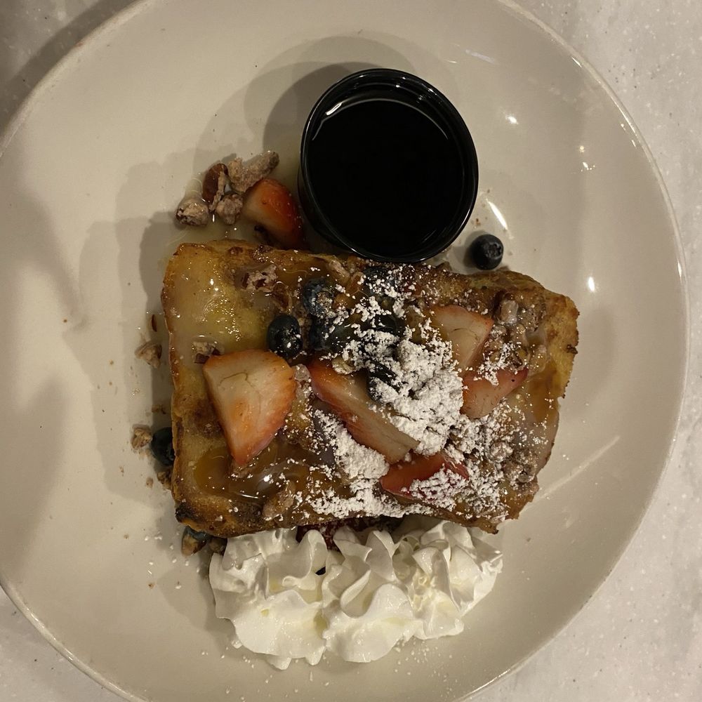 Crème brûlée French toast