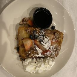 Crème brûlée French toast