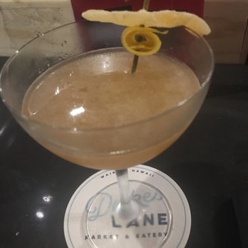 Basalt - Hath no fury.  Whiskey ginger bitters lemon - New American Near Me - Honolulu, Hawaii