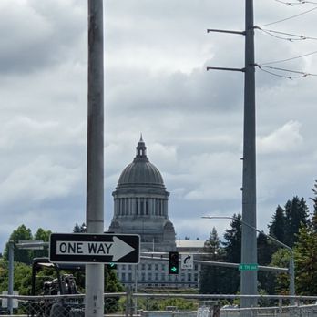 Row - Beautiful view of the capital building. - New American Near Me - Olympia, Washington