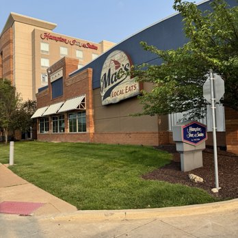 Mac's Local Eats - American Near Me - St Louis, Missouri