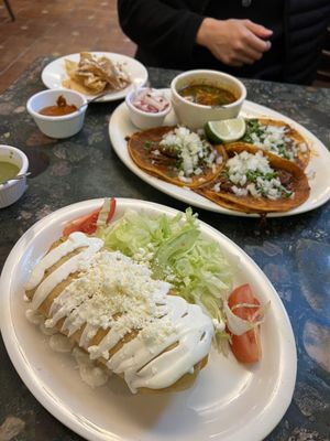 Que Chula Es Puebla Inc by null