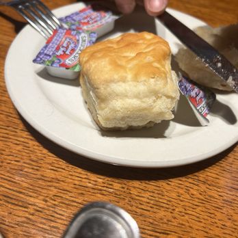 Harper's Restaurant - Light, fluffy biscuits - American Near Me - Greensboro, North Carolina Harper's Restaurant - Light, fluffy biscuits - American Near Me - Greensboro, North Carolina
