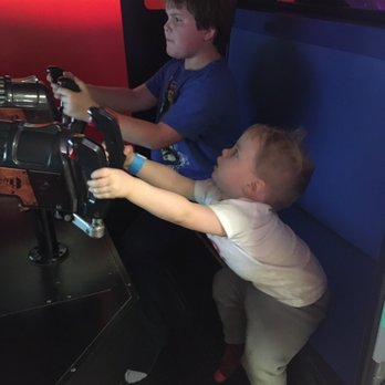 Woohoo - Amusement Parks Near Me - Vaudreuil-Dorion, Quebec
