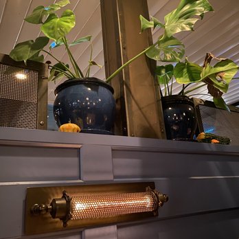 Feast - Interior - French Near Me - Kirkland, Washington