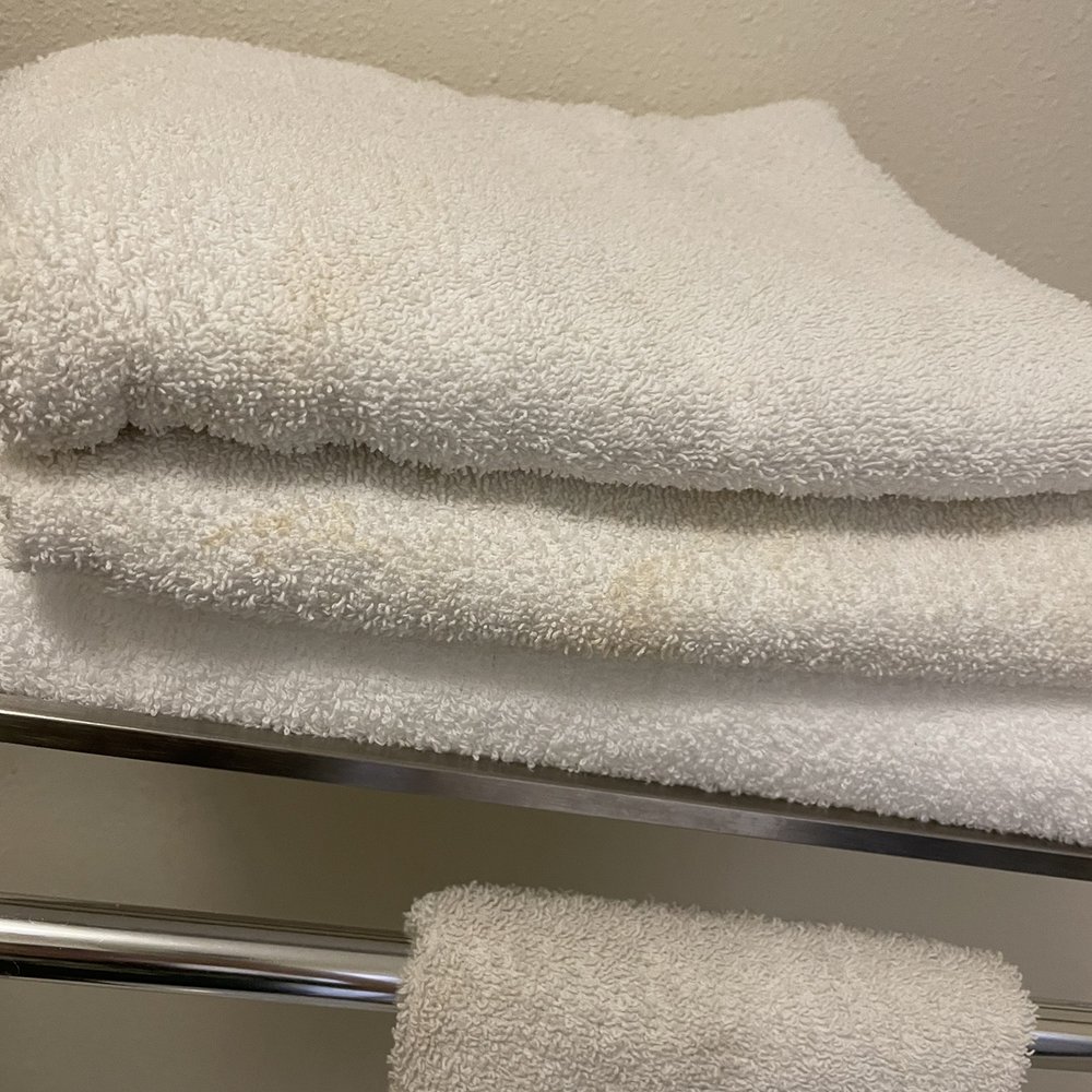 Quality Inn Trussville I-59 Exit 141 - more dirty towels - Hotels Near Me - Trussville, Alabama Quality Inn Trussville I-59 Exit 141 - more dirty towels - Hotels Near Me - Trussville, Alabama