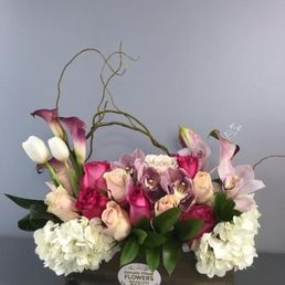 Beautiful delivered arrangement Beautiful delivered arrangement