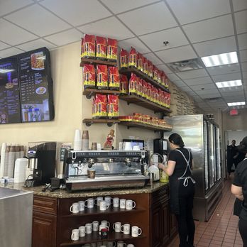 El Cafetal Bakery & Restaurant - Coffee & Tea Near Me - Orlando, Florida El Cafetal Bakery & Restaurant - Coffee & Tea Near Me - Orlando, Florida