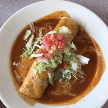 Luis's Mexican Restaurant - Shredded Beef Enchilada - Mexican Near Me - Eureka, California