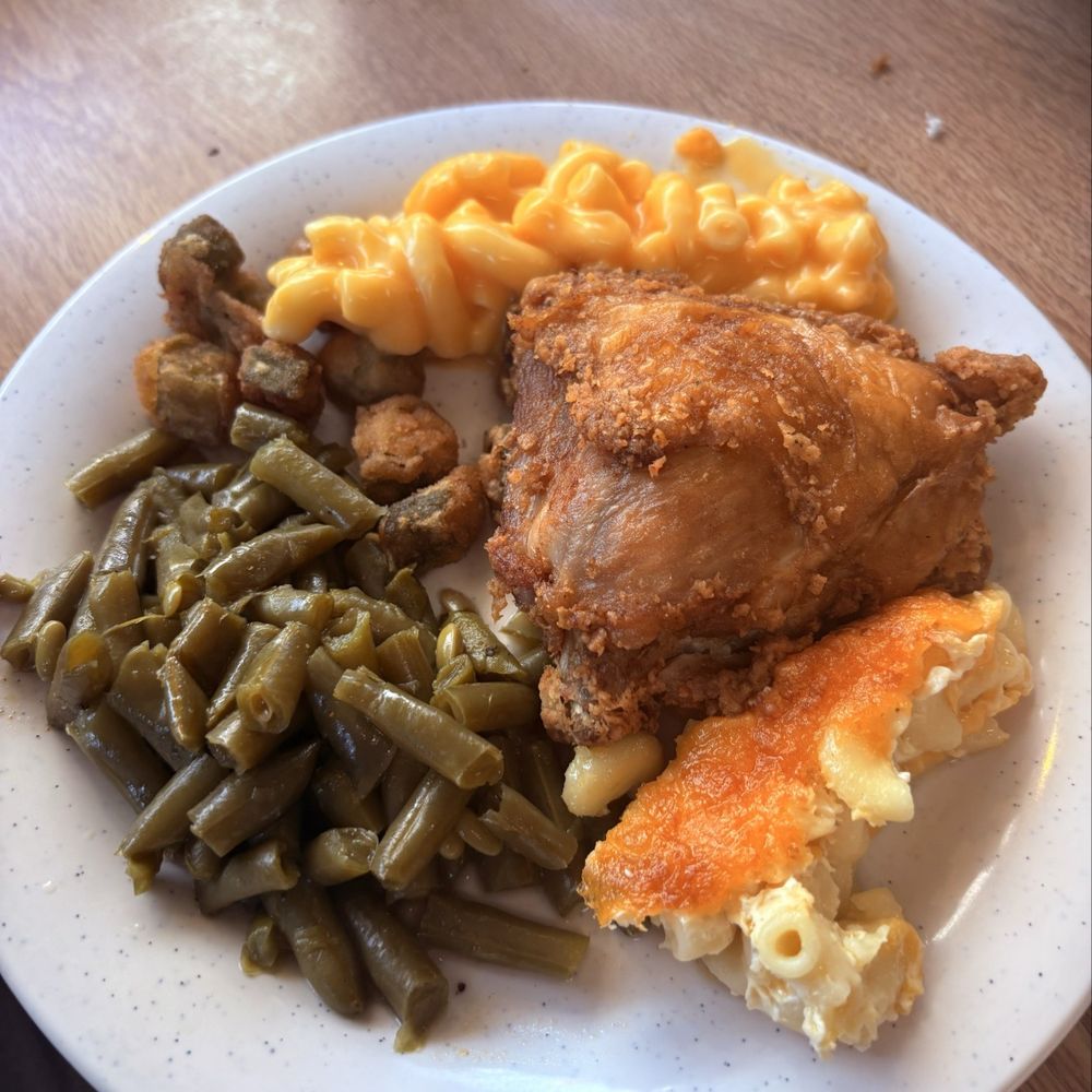 Quincy's Family Steakhouse - Yummy Ig @yumthatgreenville - Steakhouses Near Me - Florence, South Carolina Quincy's Family Steakhouse - Yummy Ig @yumthatgreenville - Steakhouses Near Me - Florence, South Carolina