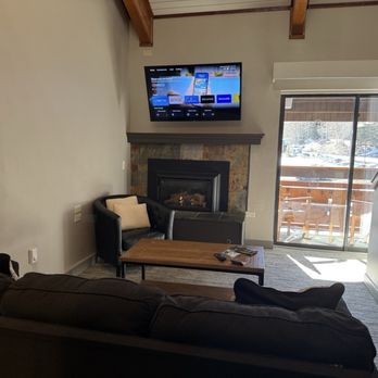 Highline Vail - a DoubleTree by Hilton - Hotels Near Me - Vail, Colorado