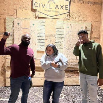 Civil Axe Throwing - We had a FUN night of axe throwing!!! #CIVILAXE - Axe Throwing Near Me - Memphis, Tennessee