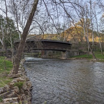 Humpback Covered Bridge - Humpback Covered Bridge, Covington Virginia - Landmarks & Historical Buildings Near Me - Covington, Virginia