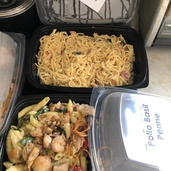 Scaddabush - Lemon Shrimp Spaghetti (social size) Pollo Basil Penne (personal size) - Italian Near Me - Oakville, Ontario