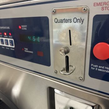 Circle Coin Laundry & Dry Cleaning - Laundromat Near Me - Long Beach, California